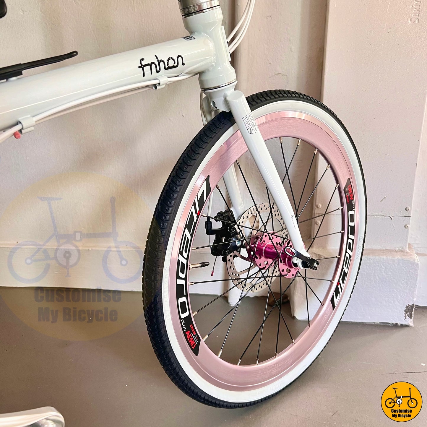 Fnhon Gust 22β β’ Shimano 9s β’ Snow White