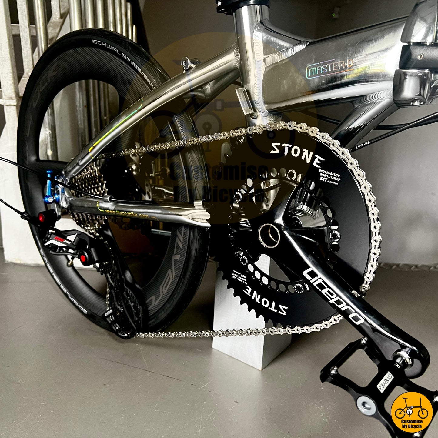 Stone Chainring on Trek-Inspired Crius Master 22-Inch Foldable Bicycle – A Fast & Durable Folding Road Bike Alternative
