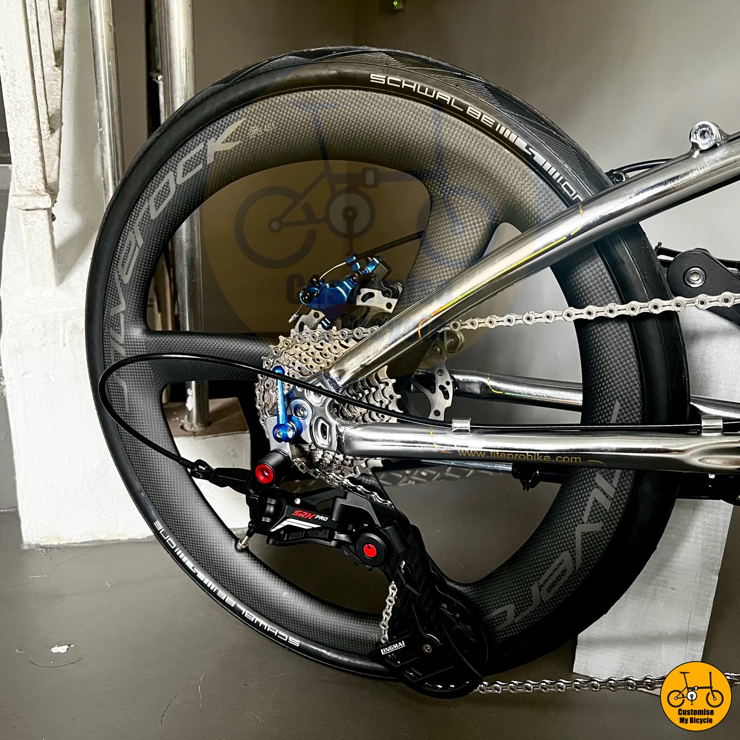 Juin Hydraulic Brake on High-Speed Dropbar Crius Master 22-Inch Foldable Bicycle – A Road Bike Feel in a Foldie
