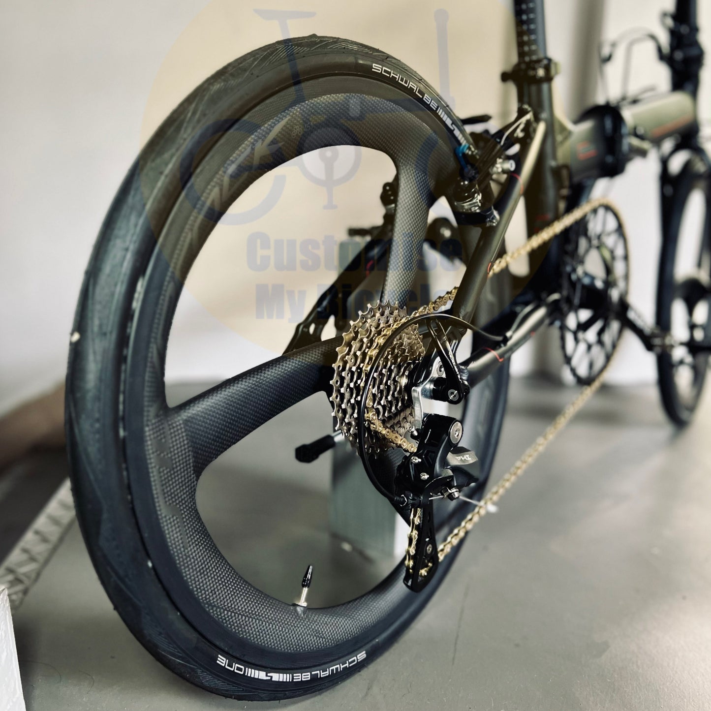 Silverock Trispokes Carbon Wheels Crius Master 22-Inch Foldable Bicycle – Speed Meets Style
