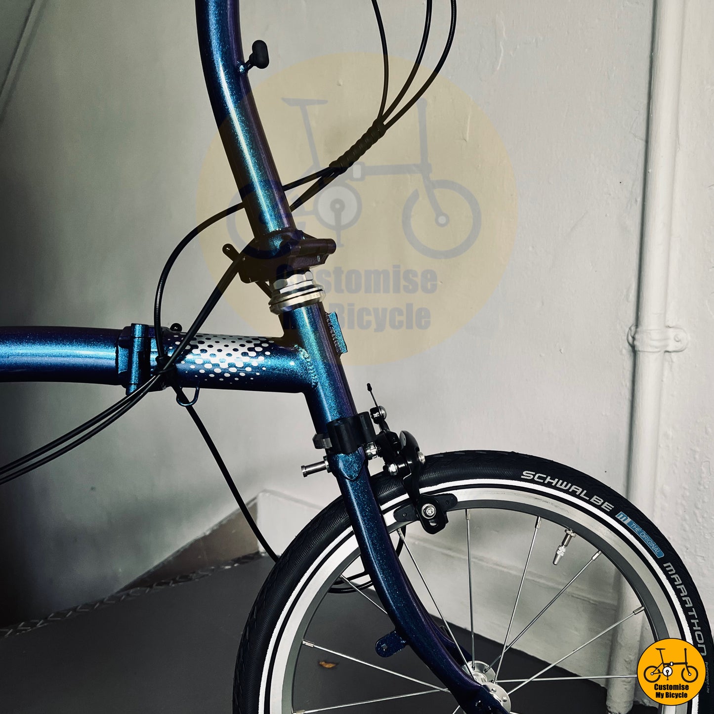 Trifold bicycle with lightweight 16” 349 wheels for city commuting
