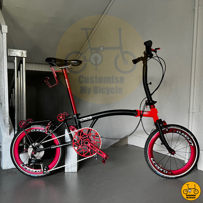 Crius Trifold 18-inch Premium Foldie – Stylish Black & Red with Smooth Folding Mechanism
