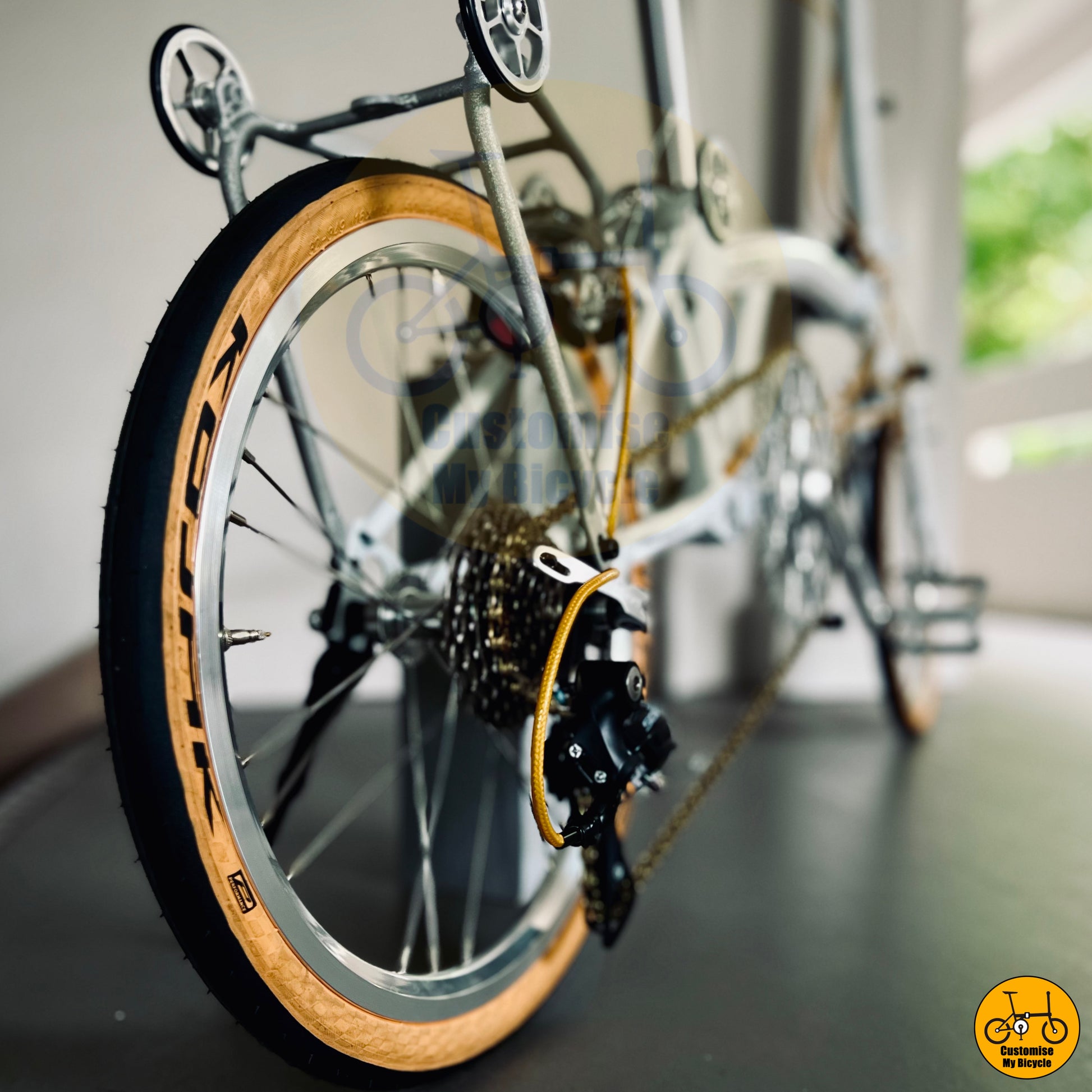 A stylish, elegant folding bike for daily commuting and leisure rides
