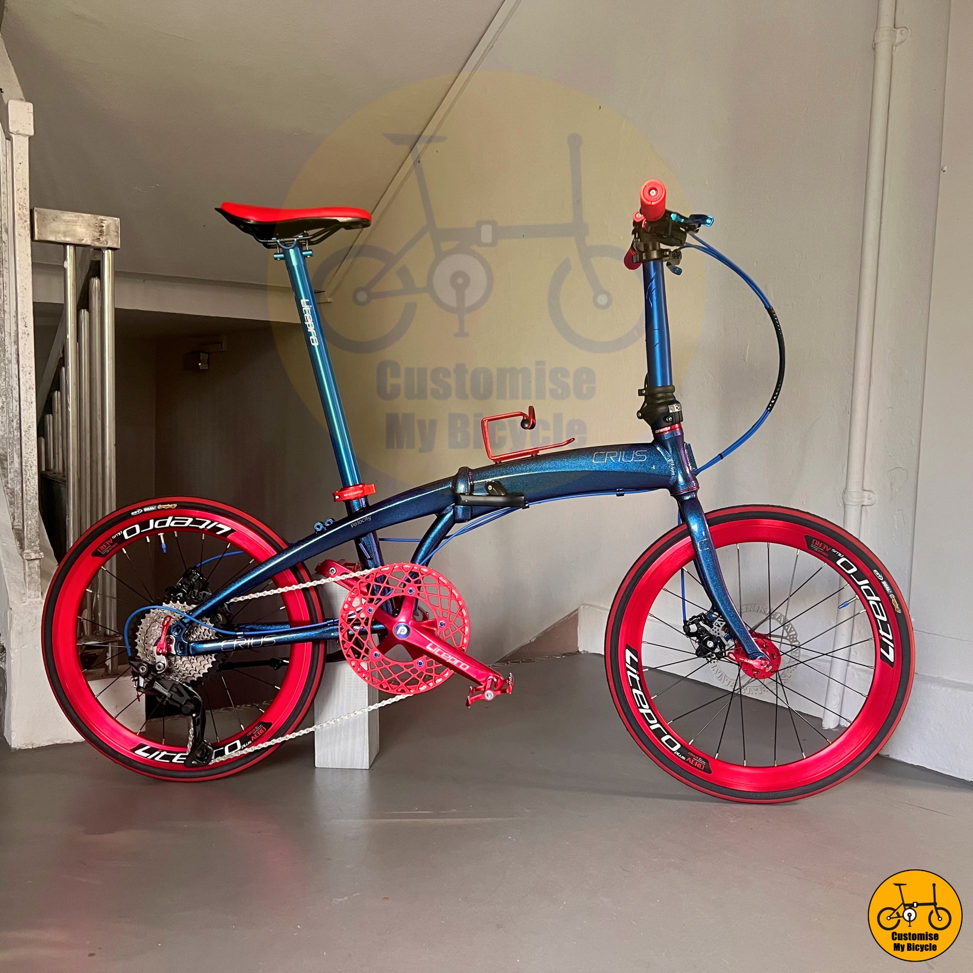 Spider-Man Inspired Foldie – Chameleon Blue & Red Wheels
