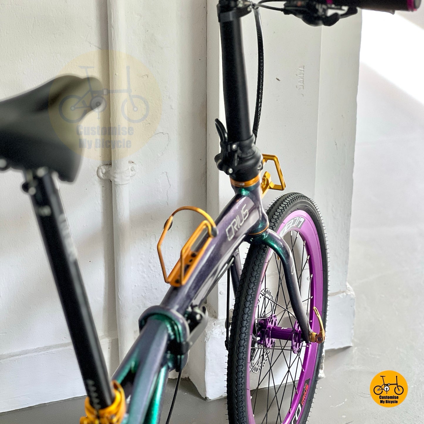 Crius Velocity folding bike adjustable handle post detail
