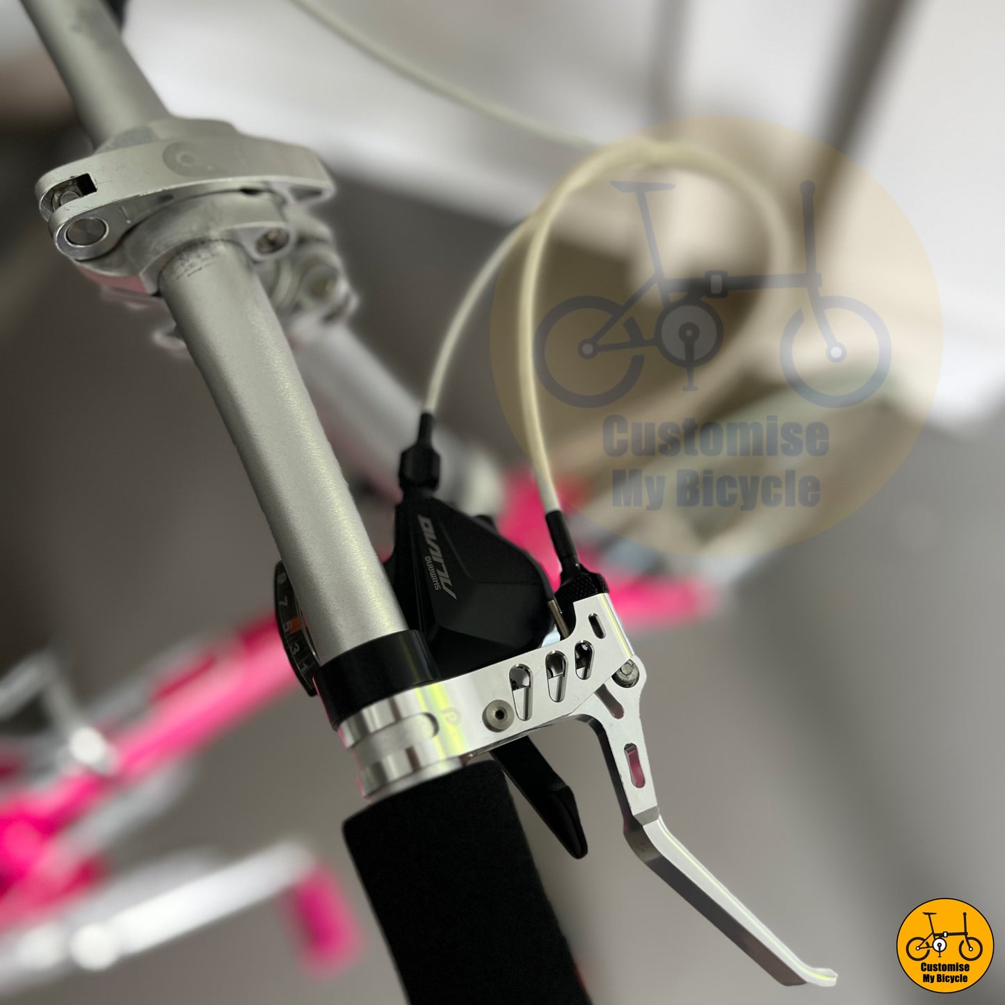 Ergonomic handlebars for better grip and comfortable riding
