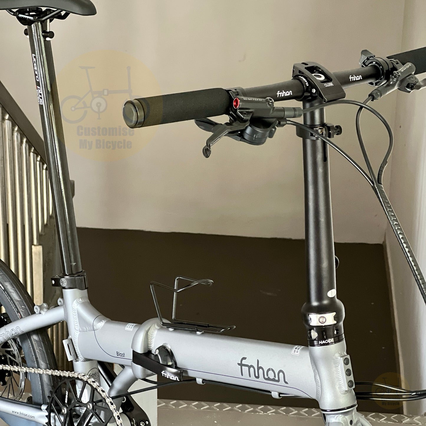 Fnhon Blast 22 inch folding bike overall higher front angle view