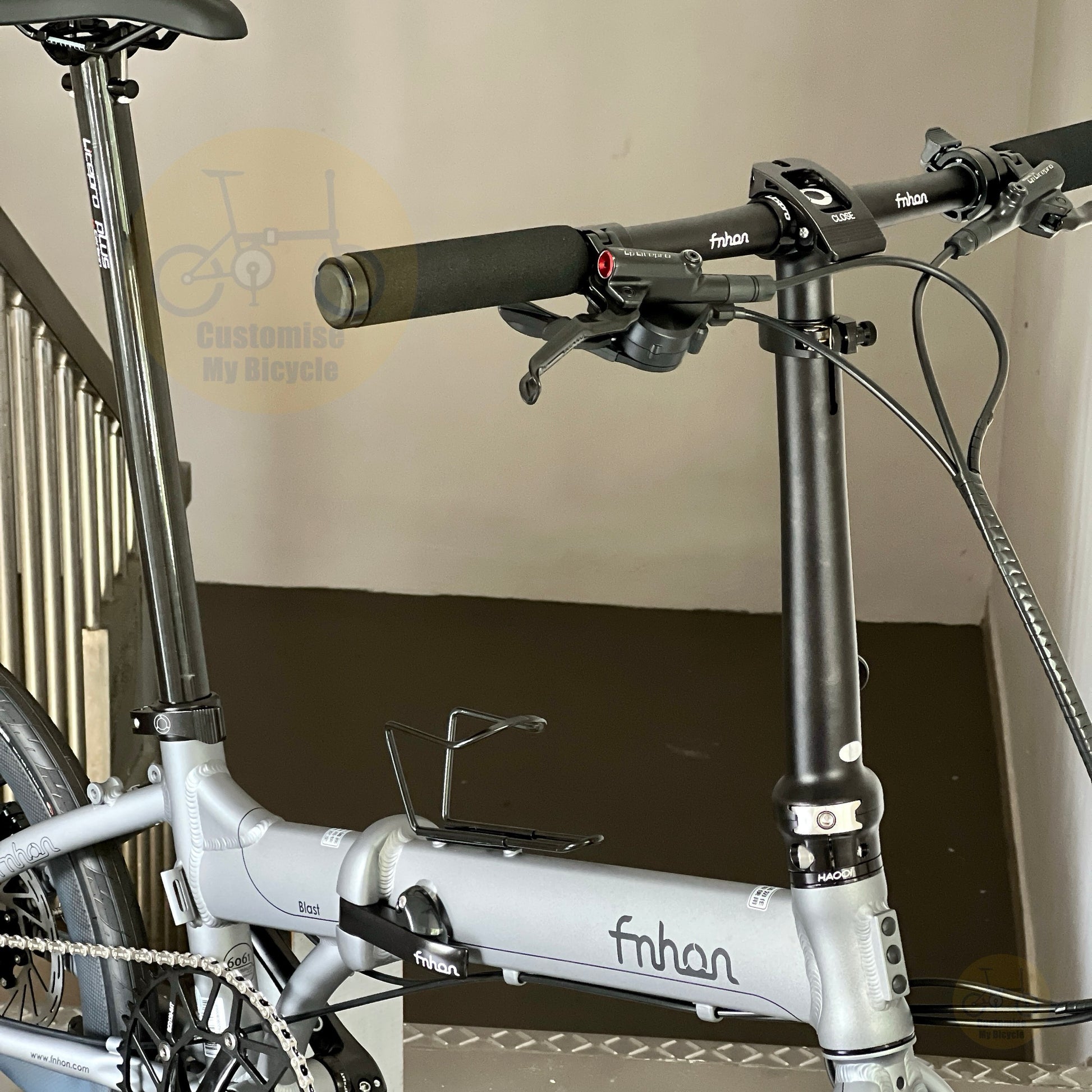 Fnhon Blast 22 inch folding bike overall higher front angle view