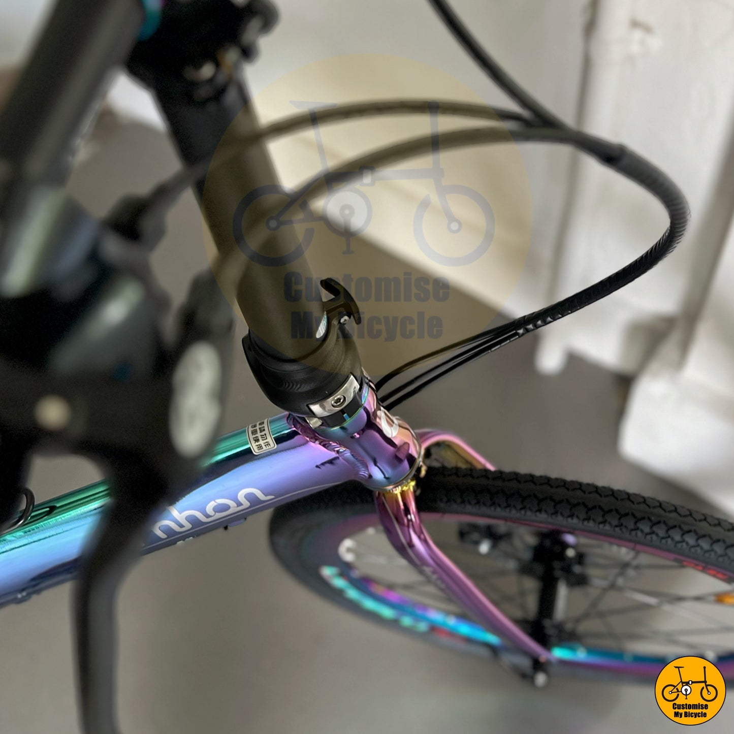 Fnhon Blast 22-Inch Foldie – An Oil Slick Finish That Shimmers Like the Aurora Borealis
