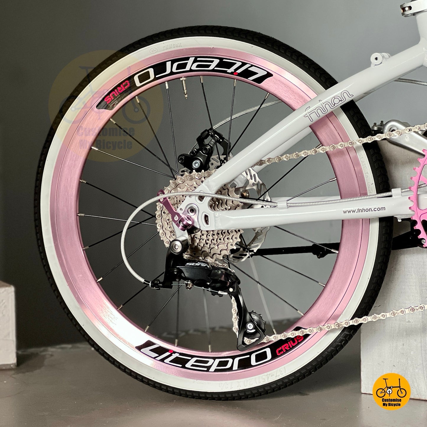 Rear view showing SHIMANO 9 gears drivetrain for reliable shifting performance