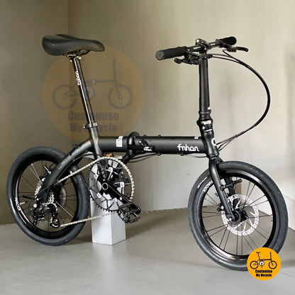 Matte black Fnhon Breeze bike with CST tyres
