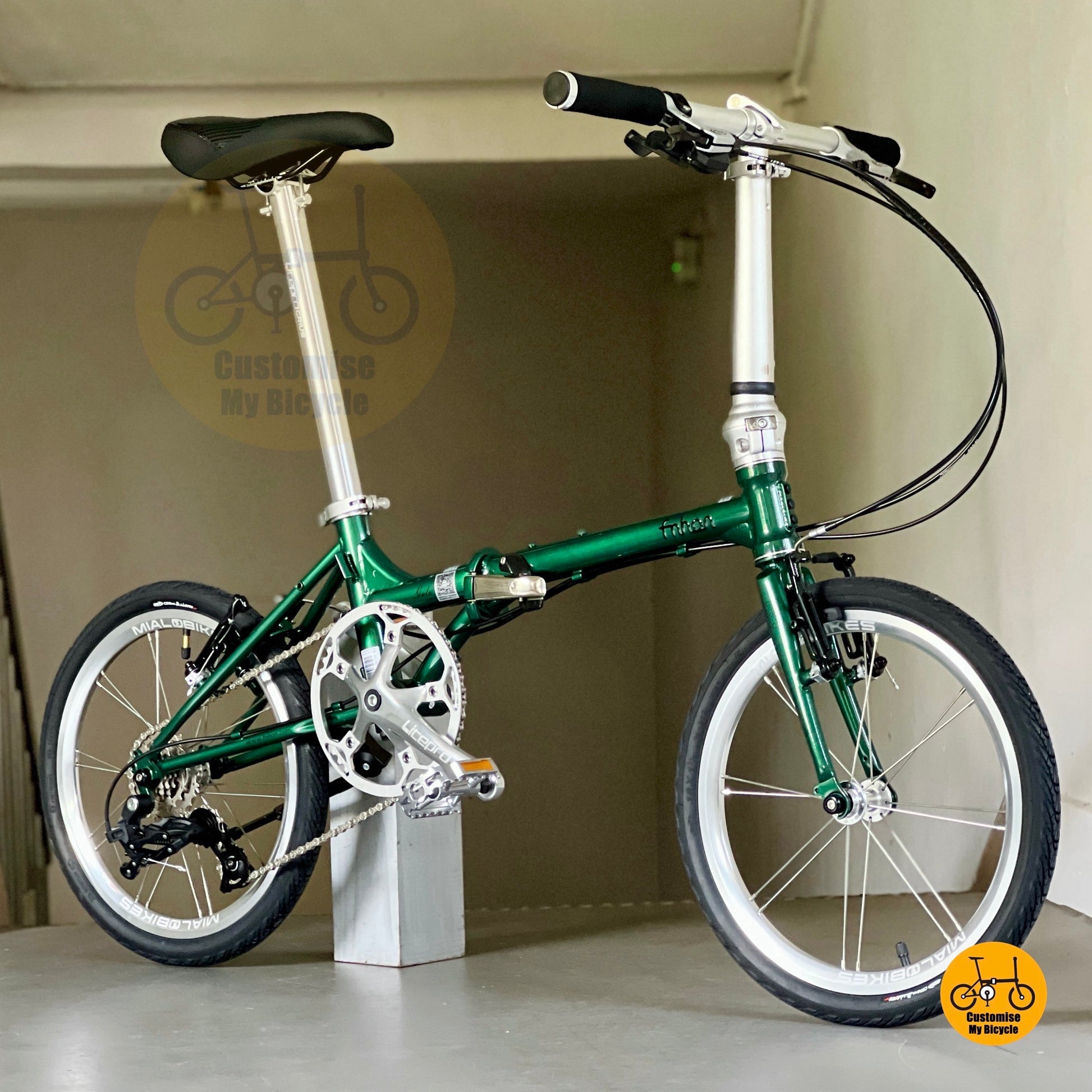 Best folding bicycle under $600 retro style with LITEPRO parts and MRT-friendly size  
