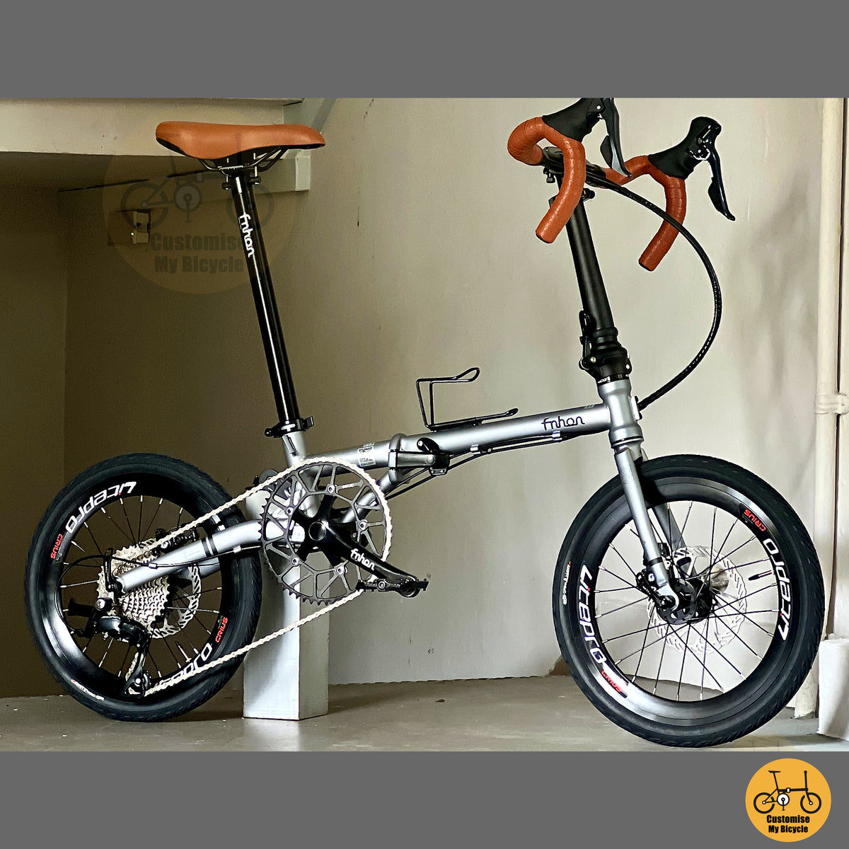 Fnhon Gust 16" Battleship Grey folding bike in compact folded configuration