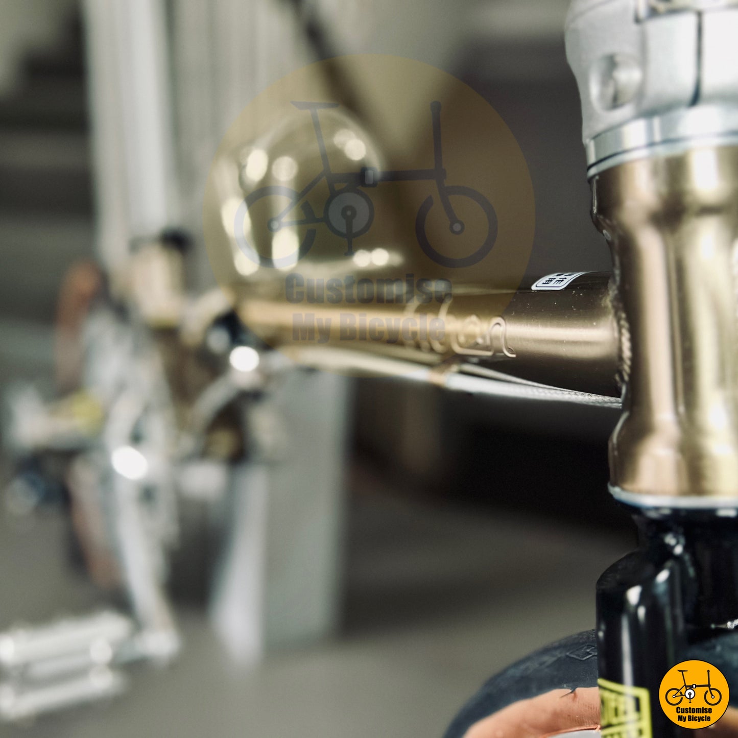 Fnhon Gust 18” • Shimano 9s • Titanium Gold