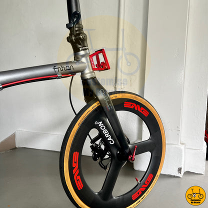 Fnhon Gust 20-inch Folding Bike – Battleship Grey Frame & Carbon Trispokes
