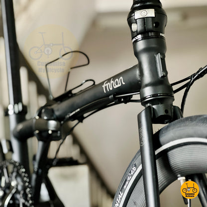 Folding bike matte black high profile wheels Continental Contact Urban tyres fast rolling
