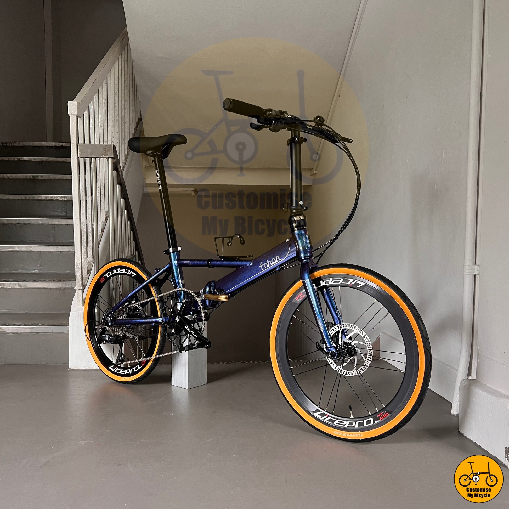 Lightweight Fnhon Monsoon 22-Inch Foldie – A Sleek & Easy-to-Carry Folding Bike
