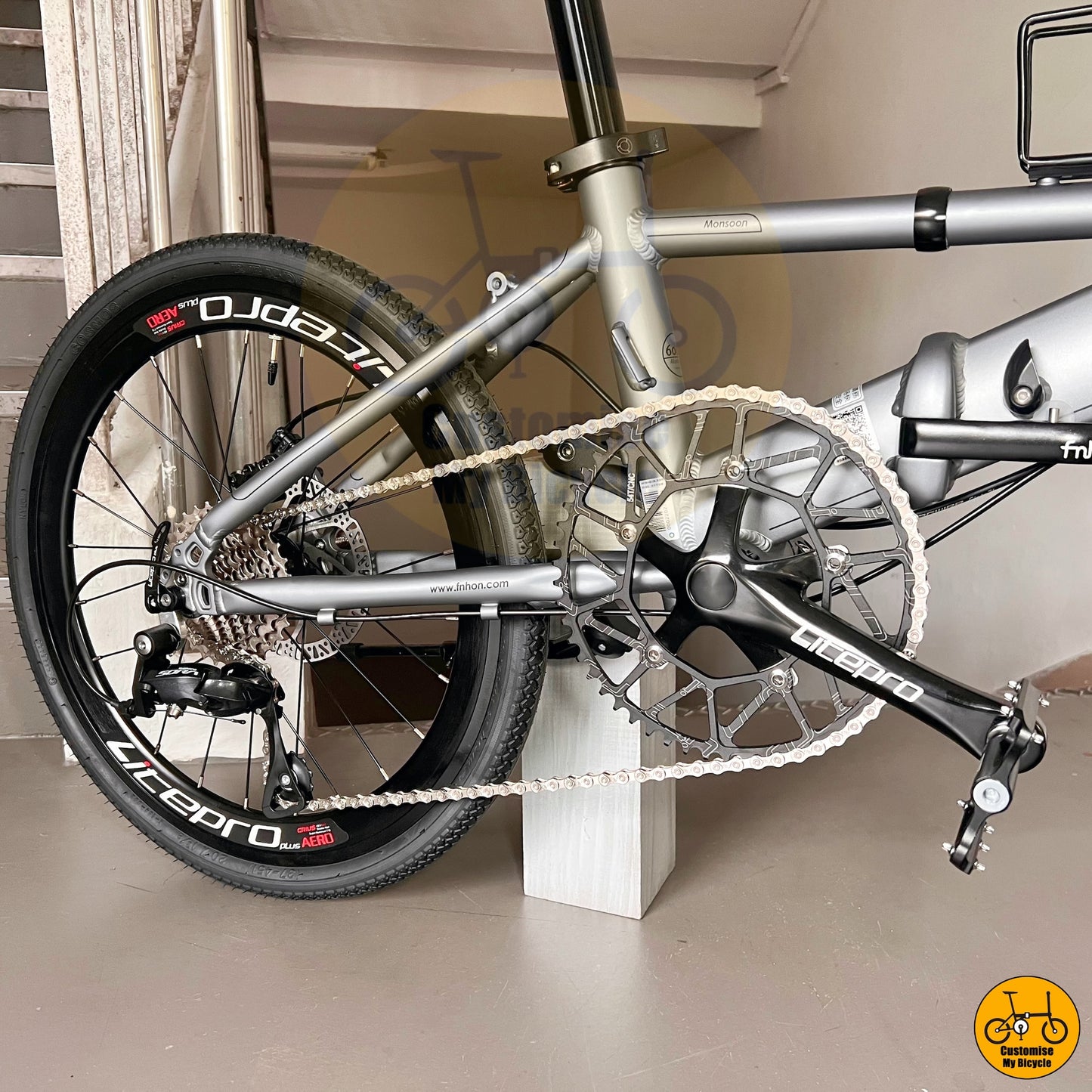 Fnhon Monsoon 22-Inch Foldable Bicycle – A Competitive Alternative to Bike Friday, Btwin
