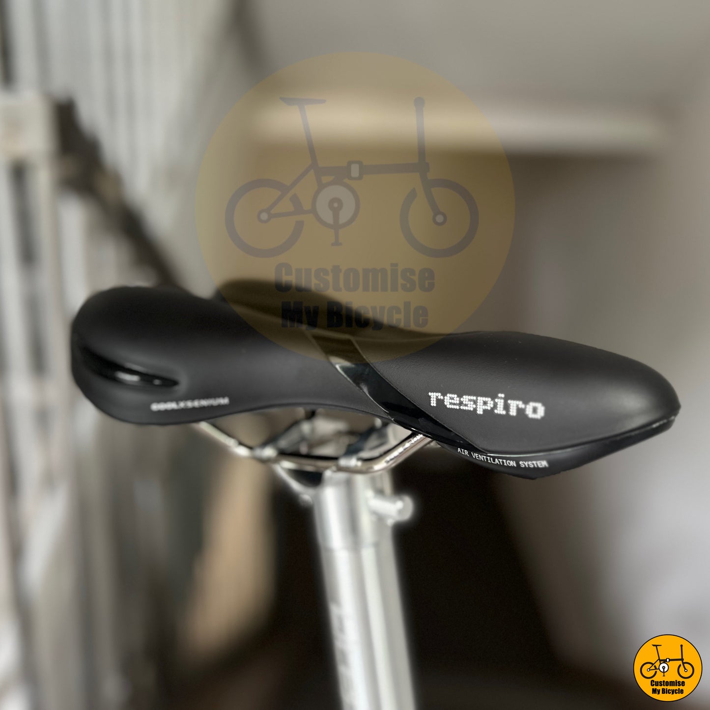 Selle Royal 5130 Saddle Fnhon Monsoon 22-Inch Folding Bike – Comfortable & Ergonomic Design
