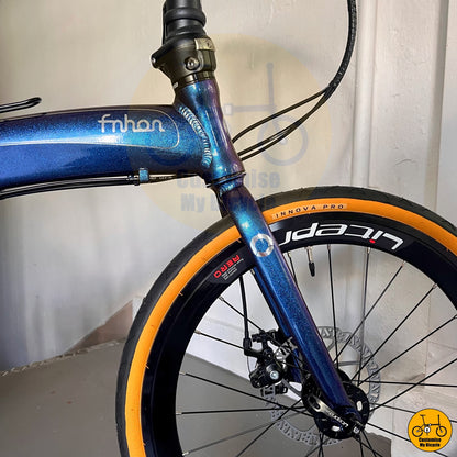 Chameleon Blue Foldie with Tan Wall Tyres – Lightweight & Stylish
