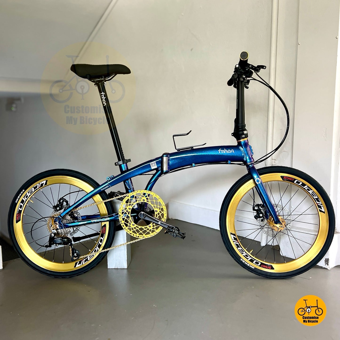 Fnhon Tornado 22” foldable bicycle with Shimano 9 gears Litepro wheels Chameleon Blue frame
