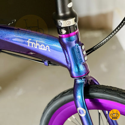 Sepeda Lipat Fnhon Tornado 22 Inch Chameleon Blue Shimano 9 Speed Sepeda Lipat Ringan Untuk Kota