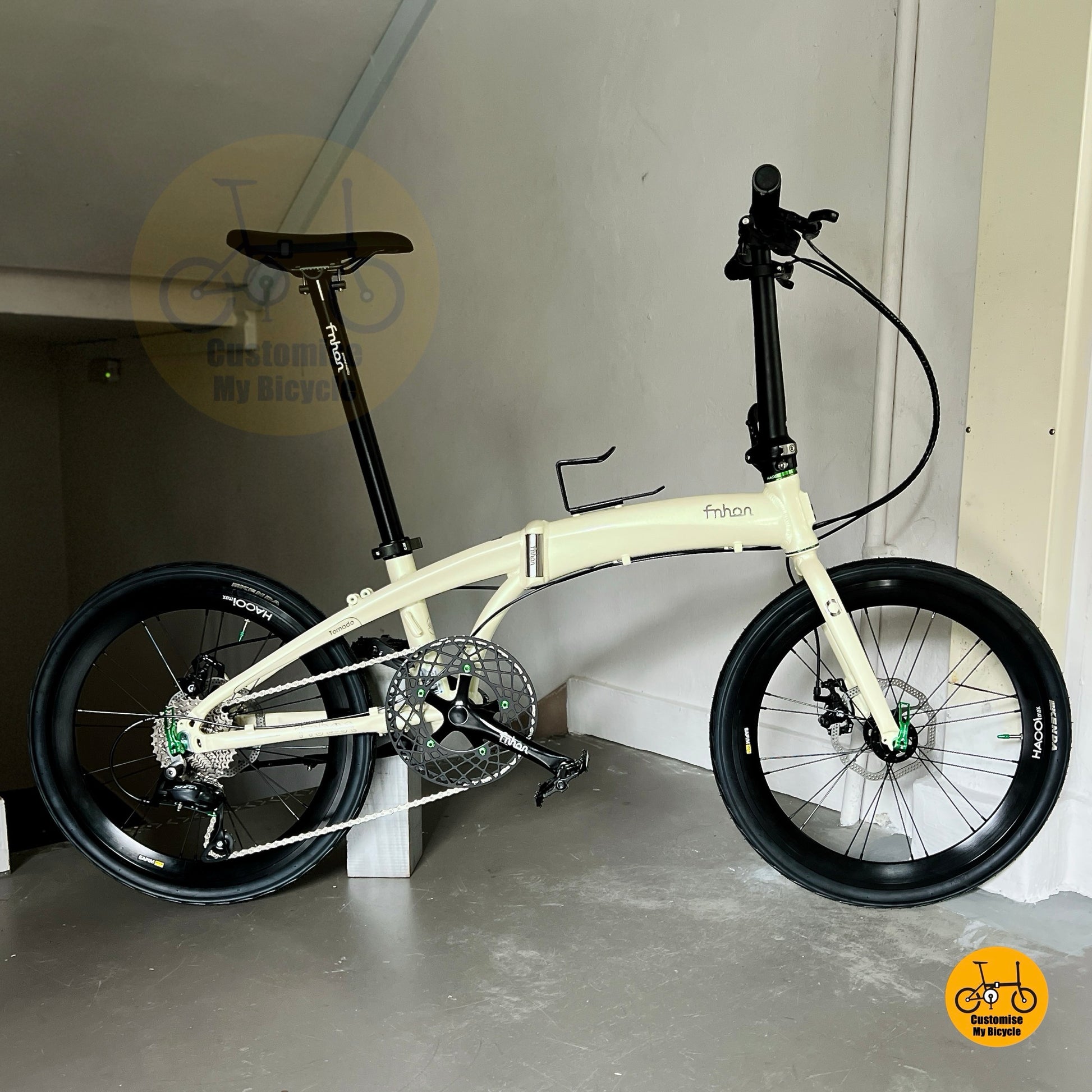 Fnhon Tornado beige foldable bicycle front elevated angle aerodynamic aluminium frame