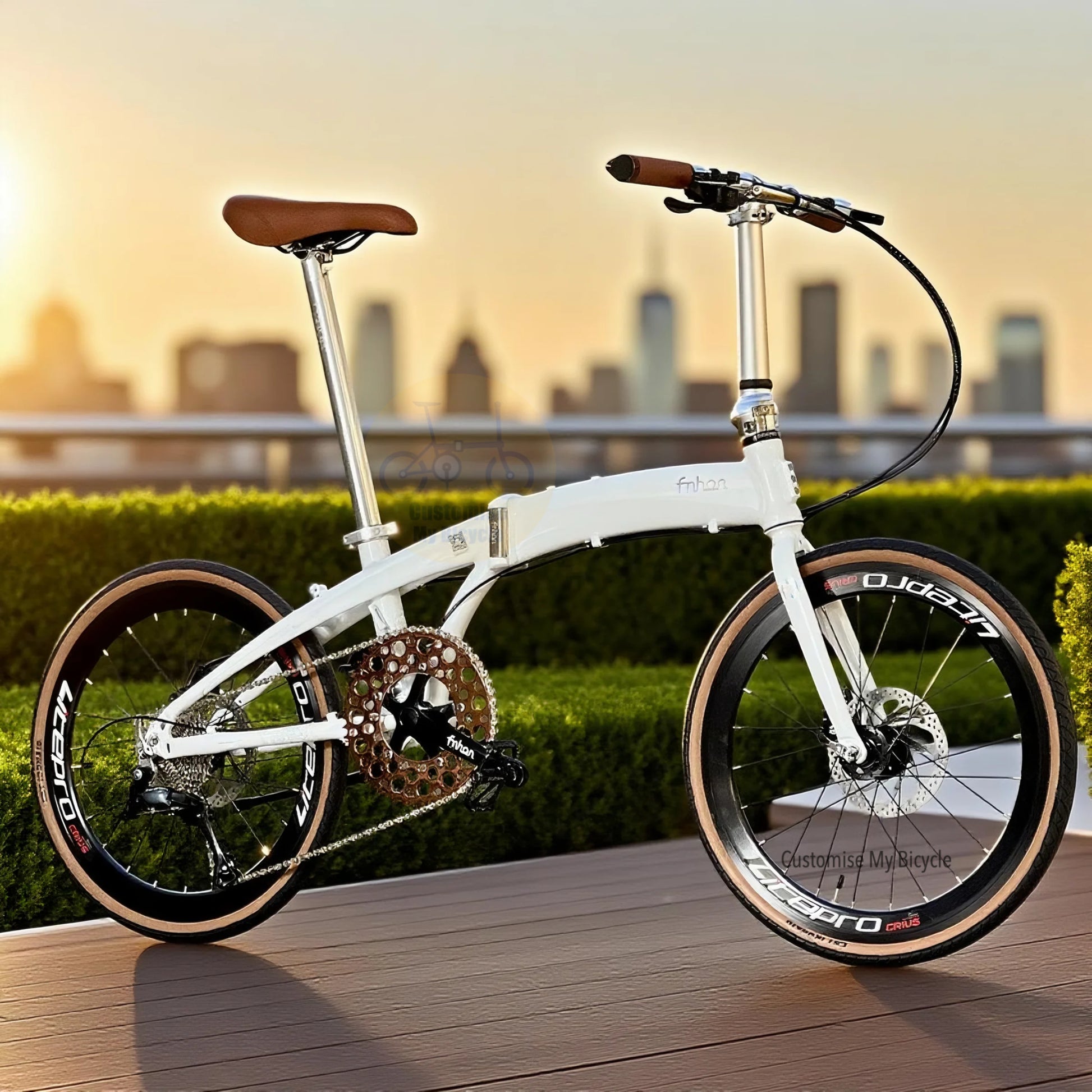Fnhon Tornado 22 Inch Folding Bike Dreamy White Shimano 9 Gears Aerodynamic Aluminium Frame
