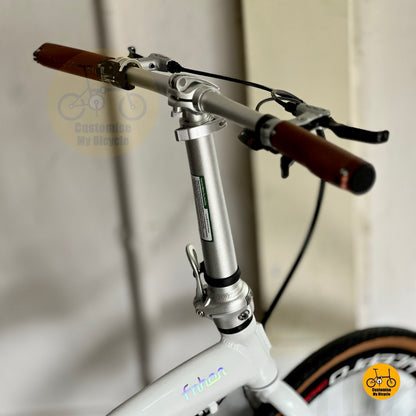 Fnhon adjustable handle post detail on folding bicycle and cockpit design
