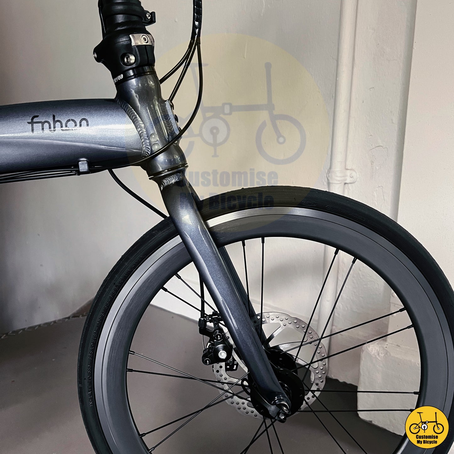 Sleek & Speedy Fnhon Tornado – Premium Folding Bike with Drop Handlebar

