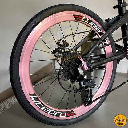 Soft Pink Folding Bicycle – Ideal for Female Commuters

