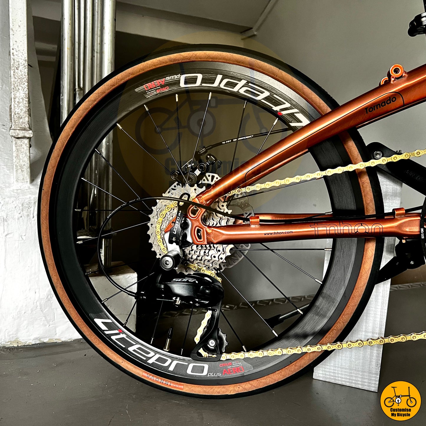 Shimano Sora on Top-Tier Foldable Bicycle – Lightweight, Durable & Performance-Oriented
